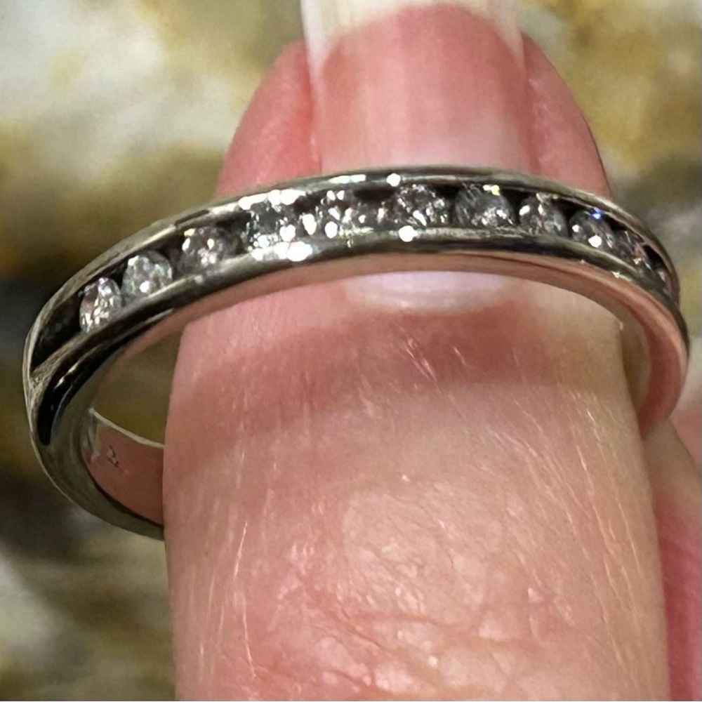 11- diamonds anniversary band